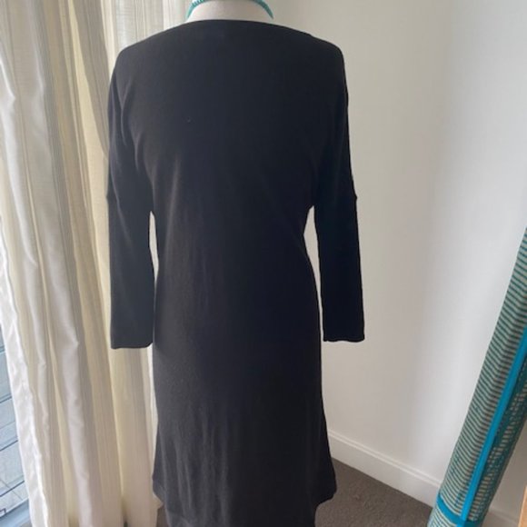AS NEW DIANE VON FURSTENBERG BLACK 100% MERINO WOOL DRESS - SIZE MEDIUM - Picture 2 of 9